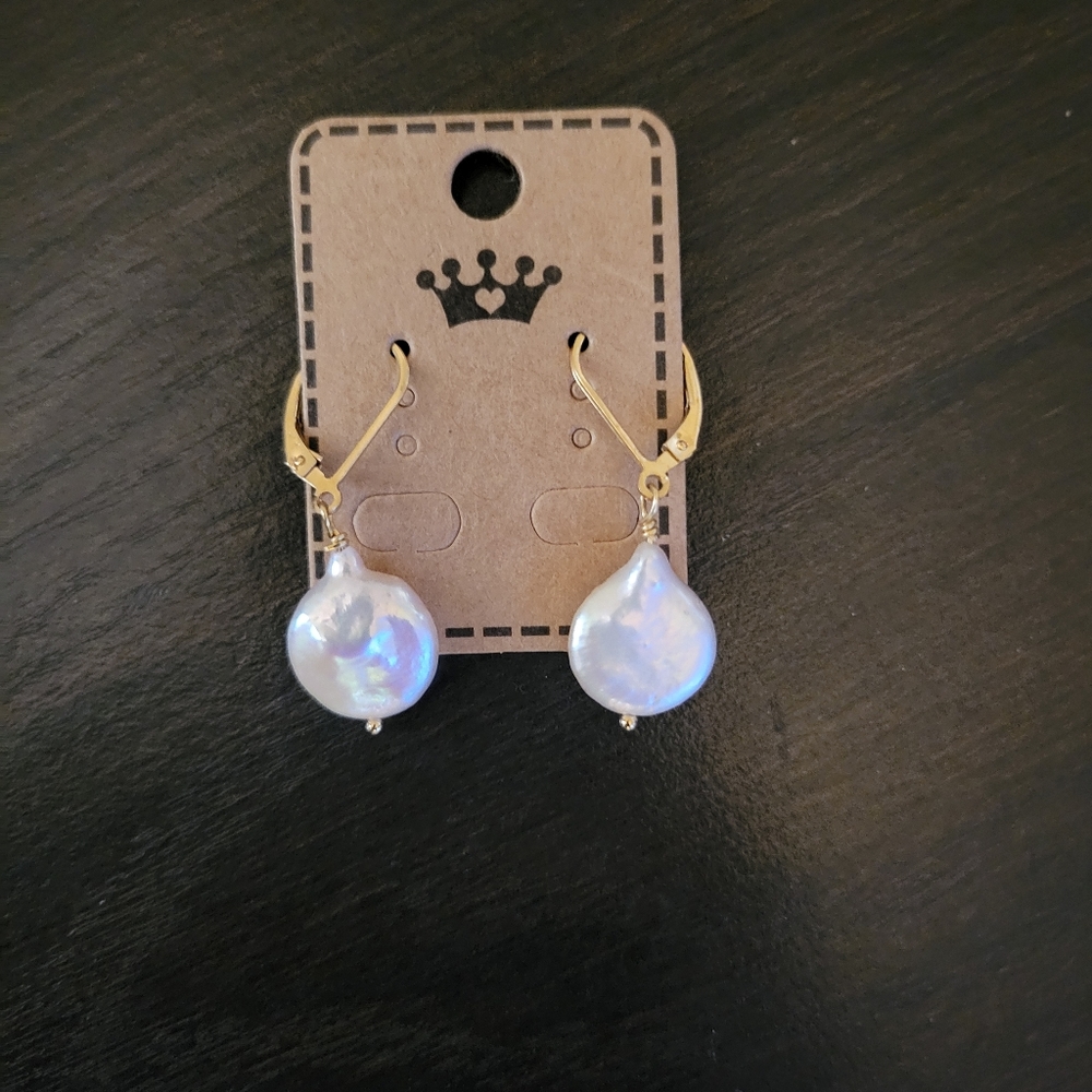14k Gold filled pearl earrings